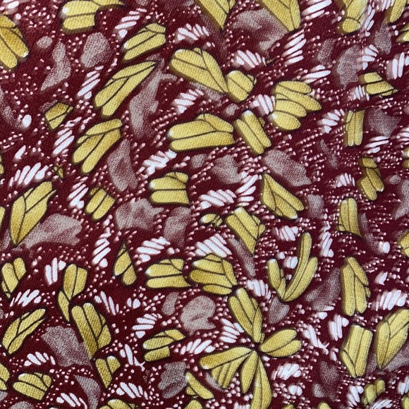 Maroon/gold flower, bell-sleeved romper - Picture 2 of 4